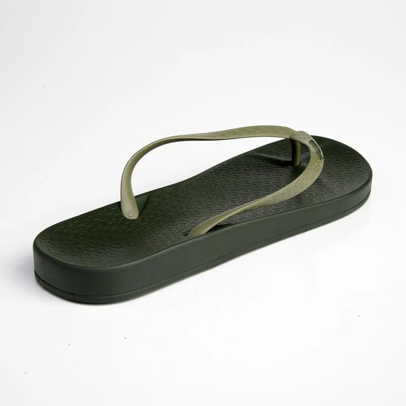 Ipanema Basic Thong Sandals - Green