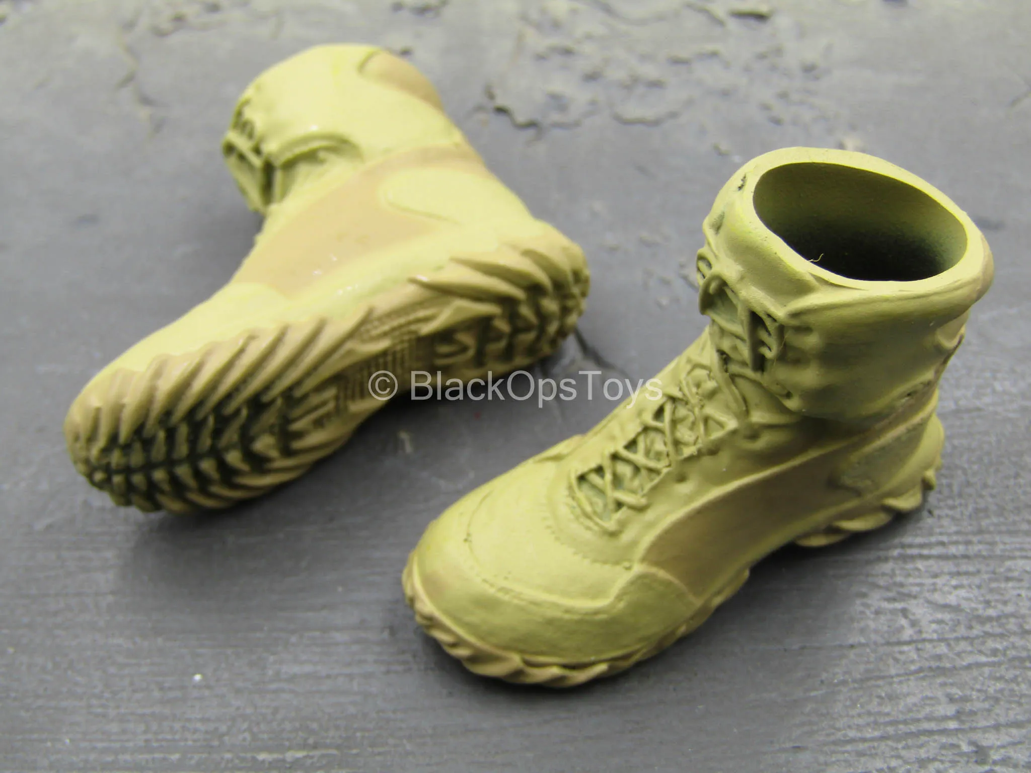 US Army Future Combat System - Tan Combat Boots (Foot Type)