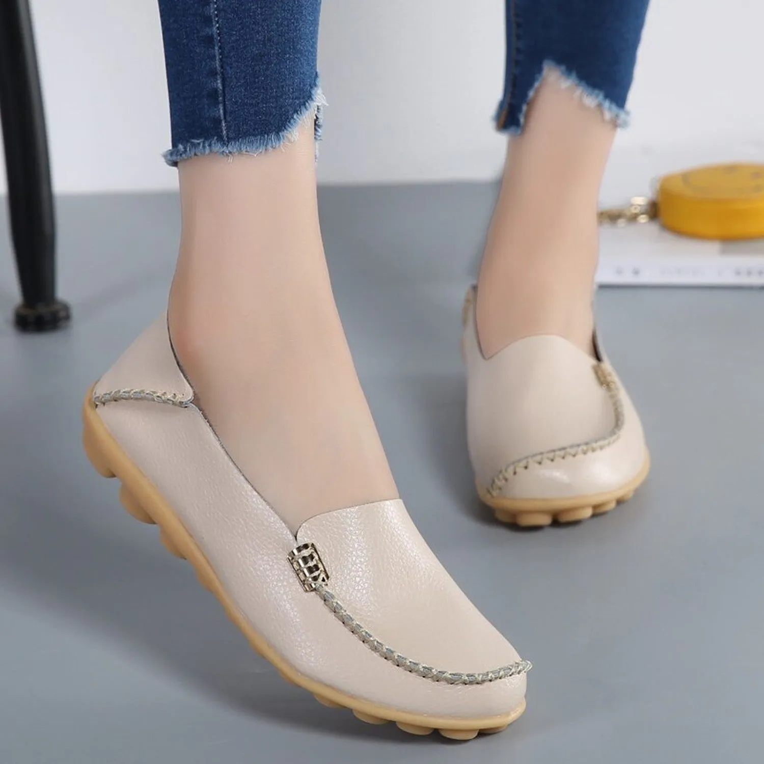 Women's Summer Soft Leather Casual Flats | Plus Size